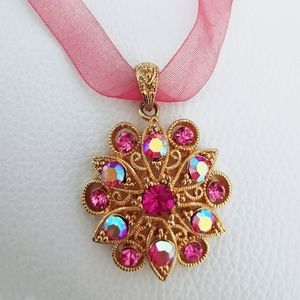 Vintage Pink & Gold Choker Necklace 1954 📿